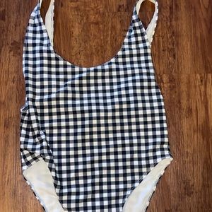High cut one piece swimsuit